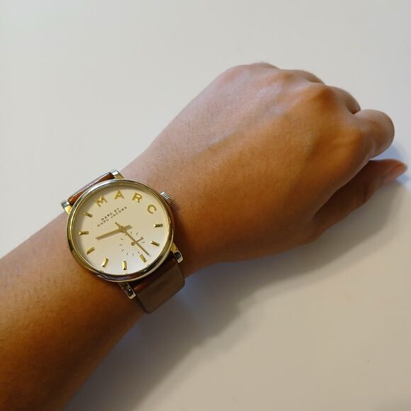 Ladies Marc by Marc Jacobs MBM1316 Gold Tone Stainless Steel Quartz Watch WR50M main image 9